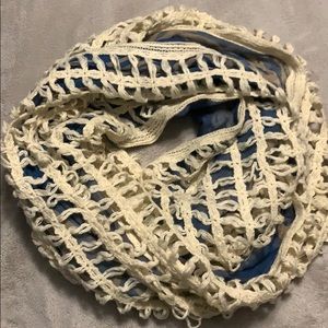 Infinity scarf